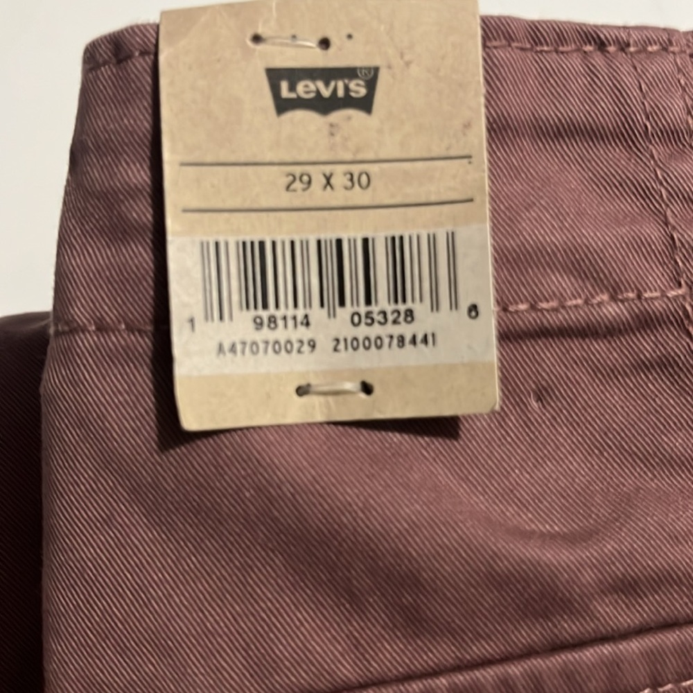 NWT Levi's Women's '94 Baggy Cargo, Rose Taupe - Picture 10 of 10